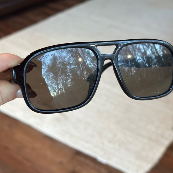 Gucci Aviator Frame Sunglasses - Picture 3 of 5